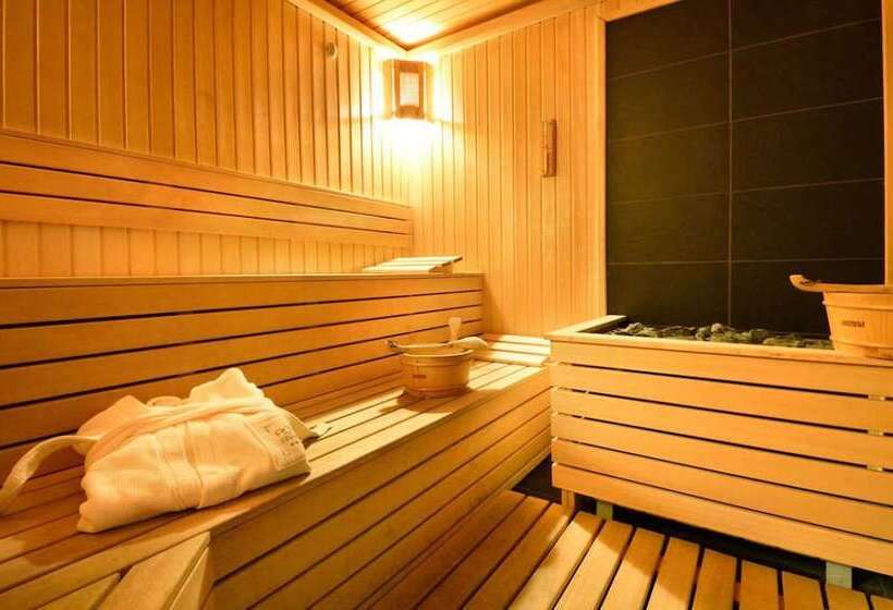 Royal Paradise Beach Resort & Spa