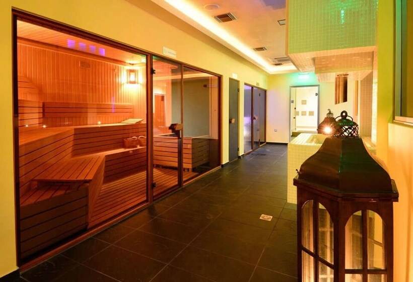 Royal Paradise Beach Resort & Spa