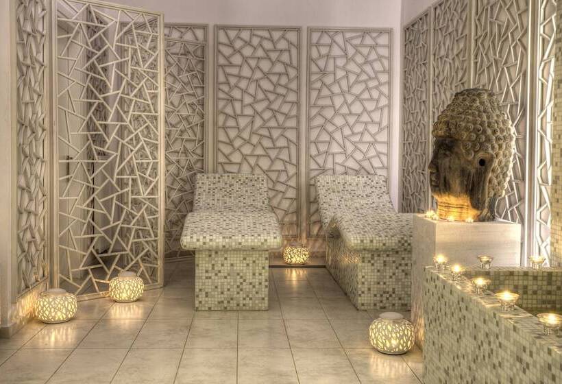 Salvator Villas & Spa