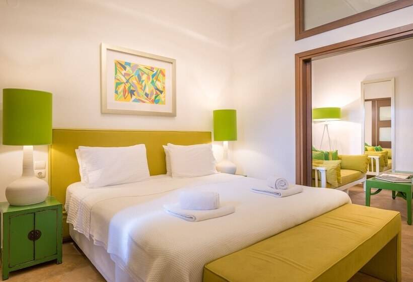 Salvator Villas & Spa