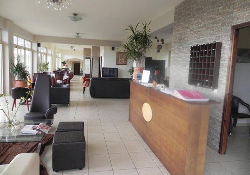 فندق Paralos The Maxine Adults Only