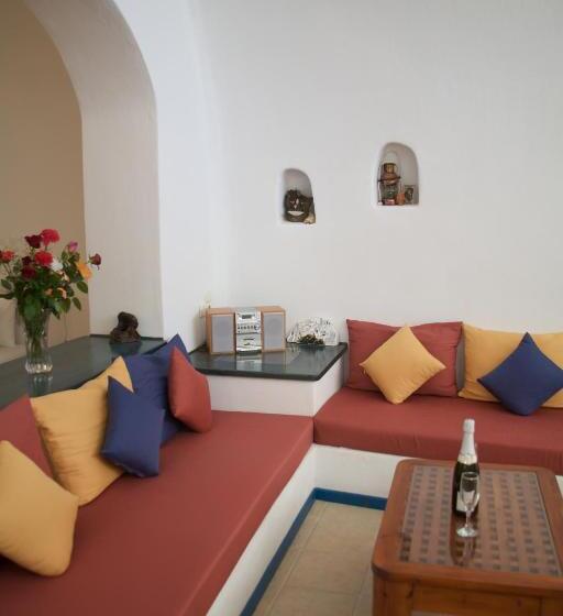 Vallas Apartments & Villas