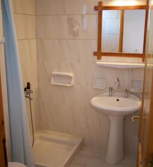 Vallas Apartments & Villas