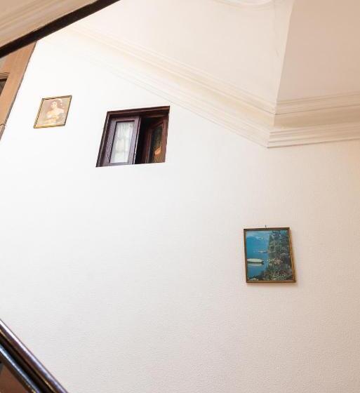 هاستل Almada Guest House