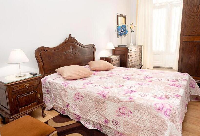 هاستل Almada Guest House