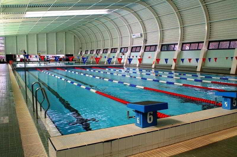 旅馆 Stirling Court