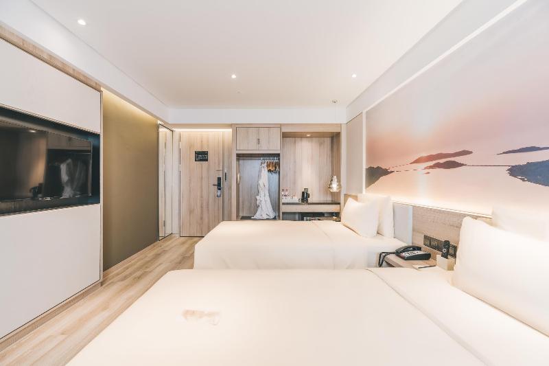 Atour Hotel Changshu Changjiang Road Branch