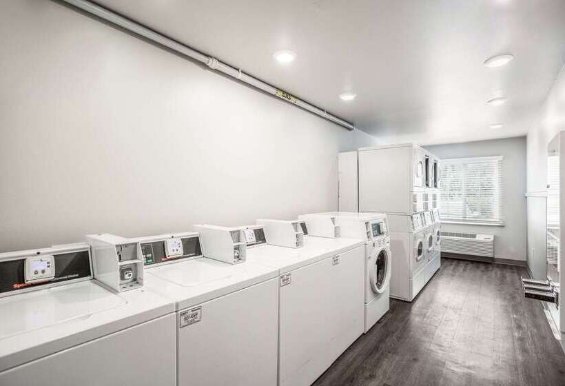 Extended Stay America Select Suites Orlando Sanford Airport