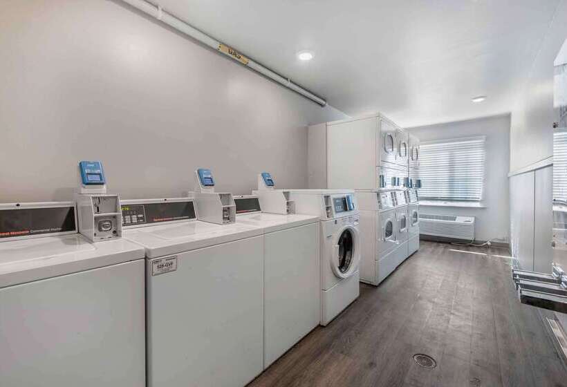 Extended Stay America Select Suites Orlando Sanford Airport