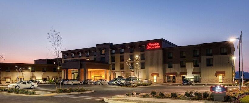Hampton Inn And Suites Astoria