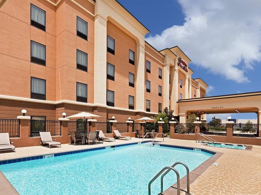 Durant Inn & Suites
