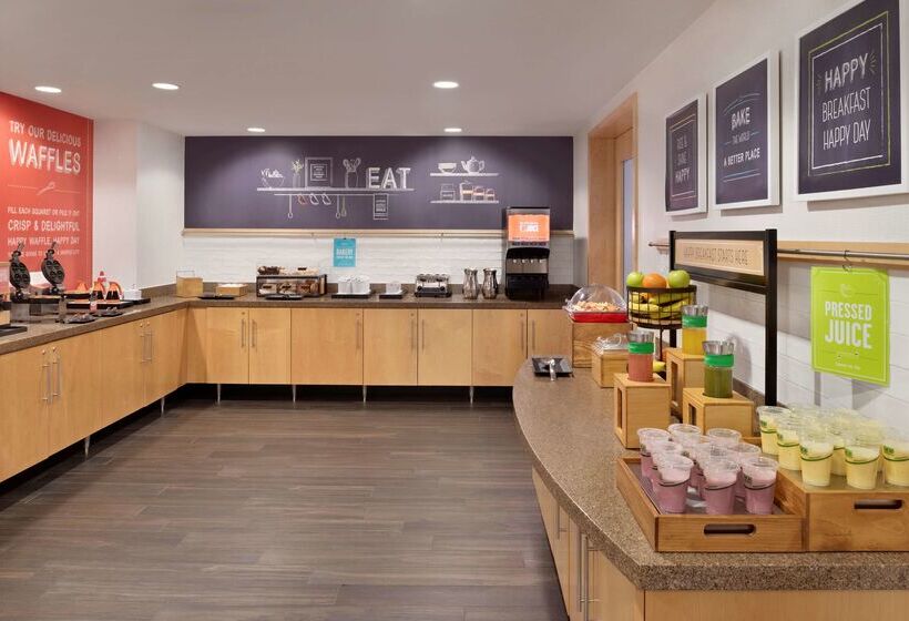 Hampton Inn & Suites Madison West