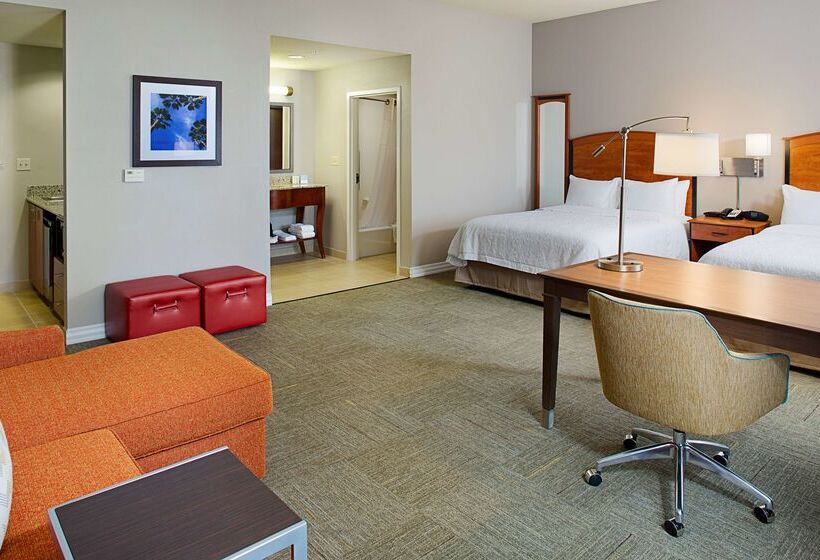Hampton Inn & Suites Lancaster