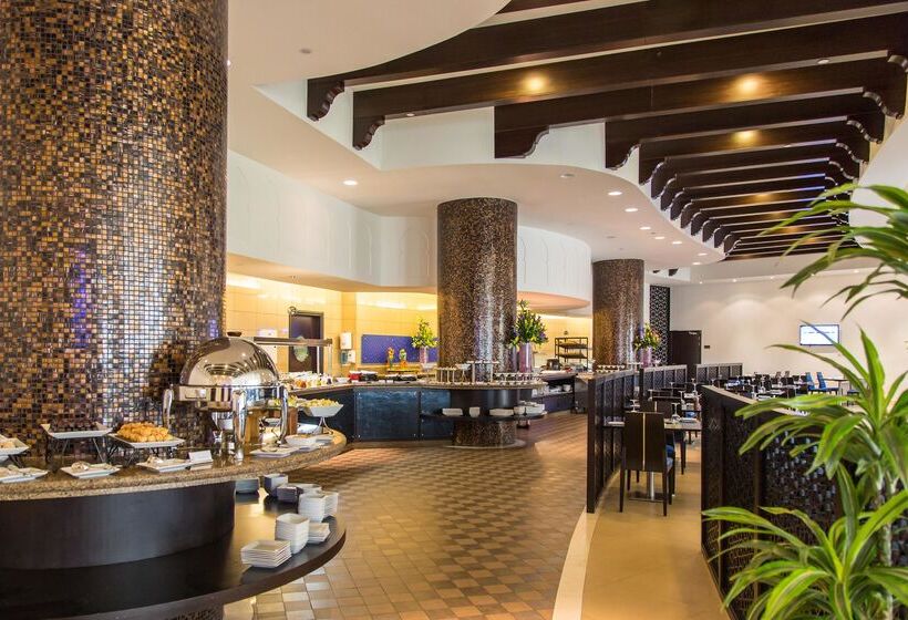 호텔 Bahi Ajman Palace