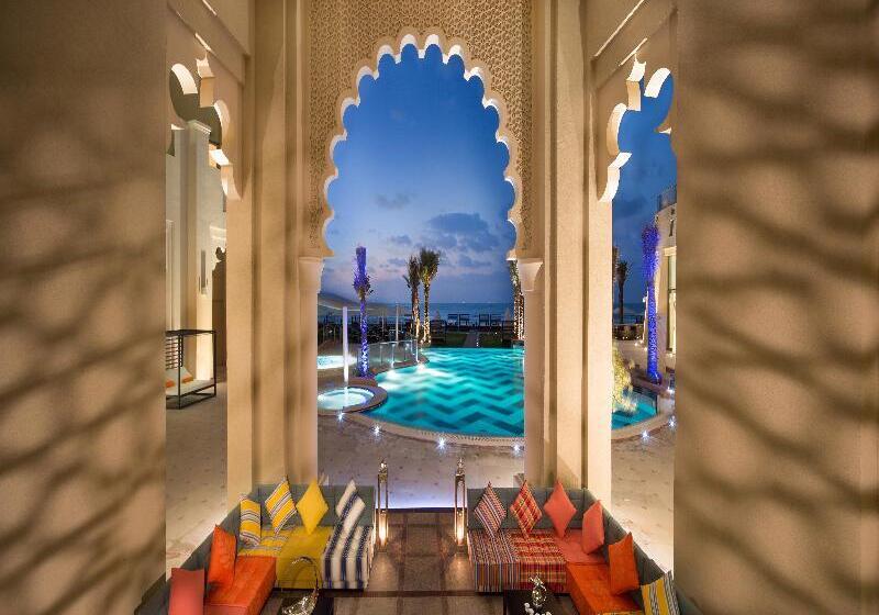 호텔 Bahi Ajman Palace