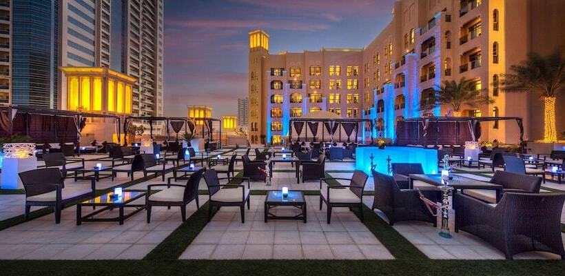 호텔 Bahi Ajman Palace