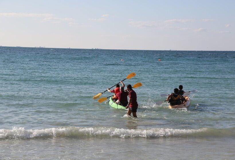 호텔 Bahi Ajman Palace