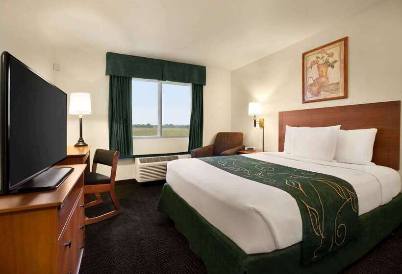 فندق Baymont By Wyndham Fremont