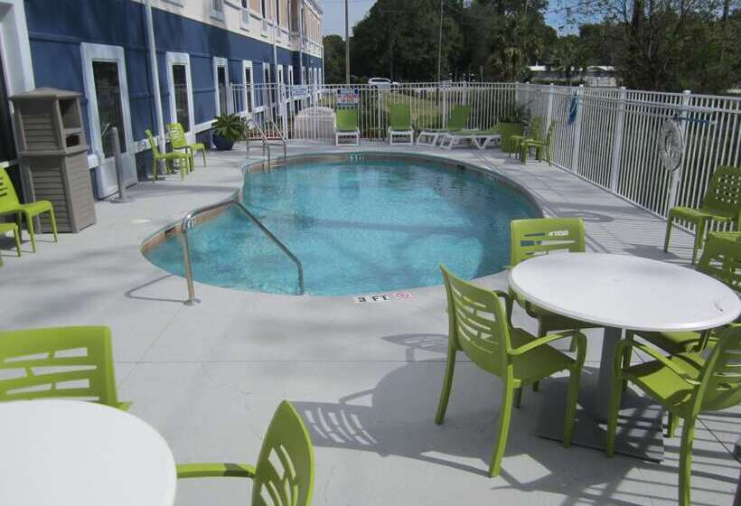 Отель Best Western Waldo Inn & Suites