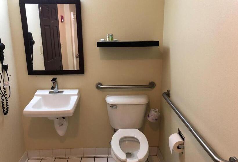 Boarders Inn & Suites By Cobblestone Hotels   Ashland City