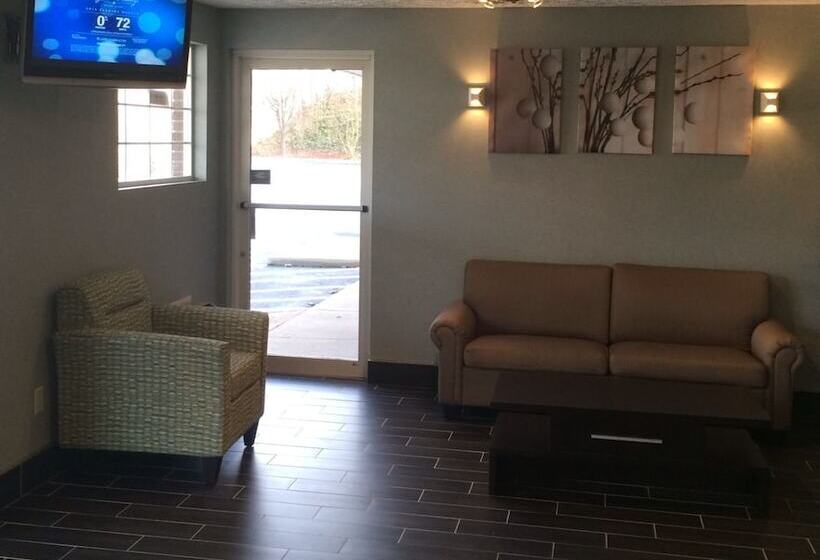 Boarders Inn & Suites By Cobblestone Hotels   Ashland City