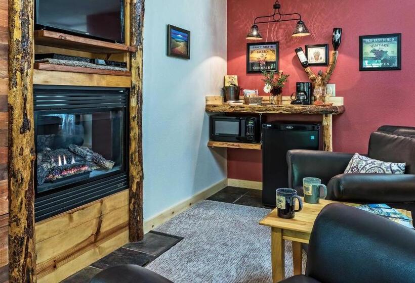 فندق Carson Ridge Luxury Cabins