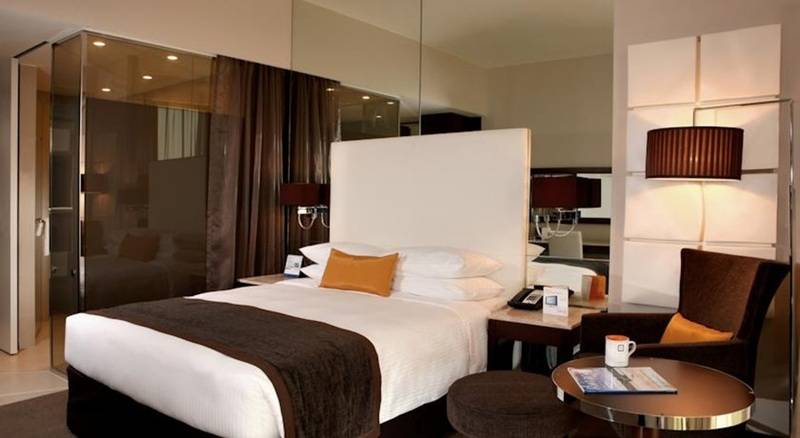 فندق Centro Capital Centre By Rotana