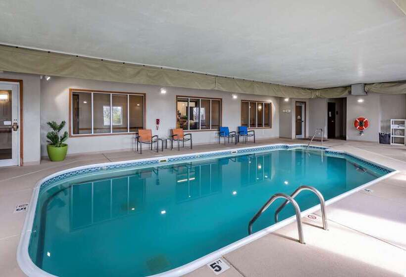 בית מלון כפרי Comfort Inn & Suites Greenville I 70