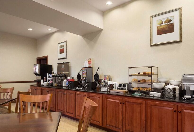 فندق Country Inn & Suites By Radisson, Crestview, Fl