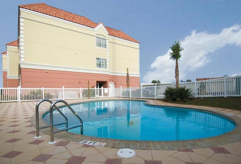 فندق Country Inn & Suites By Radisson, Crestview, Fl