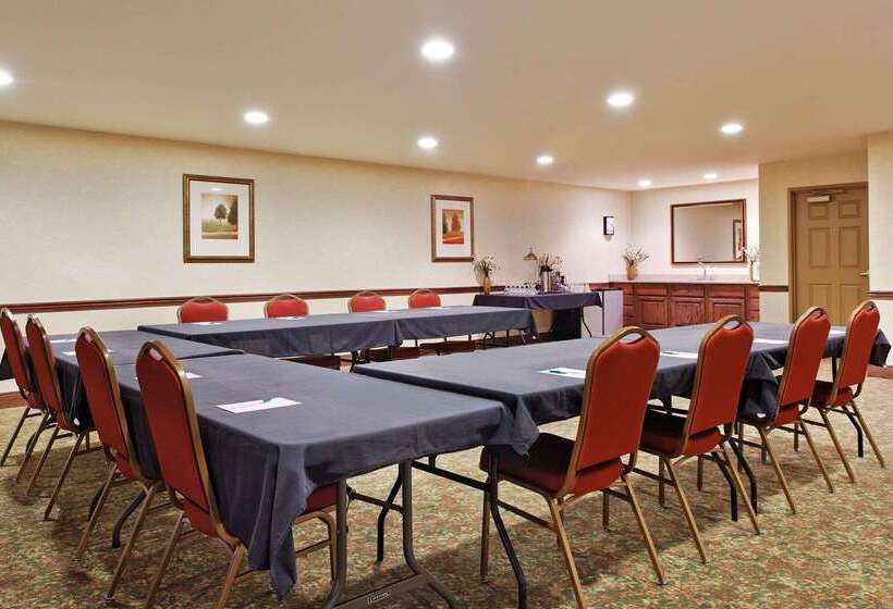 בית מלון כפרי Country Inn & Suites By Radisson, Marion, Il