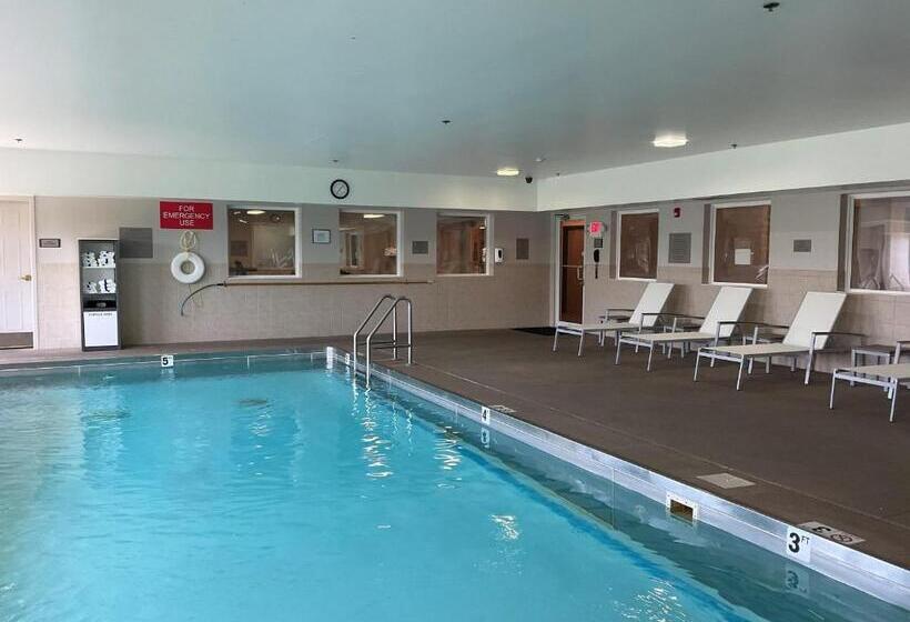 فندق Country Inn & Suites By Radisson, Marion, Il