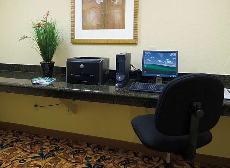 בית מלון כפרי Country Inn & Suites By Radisson, Tallahassee University Area, Fl