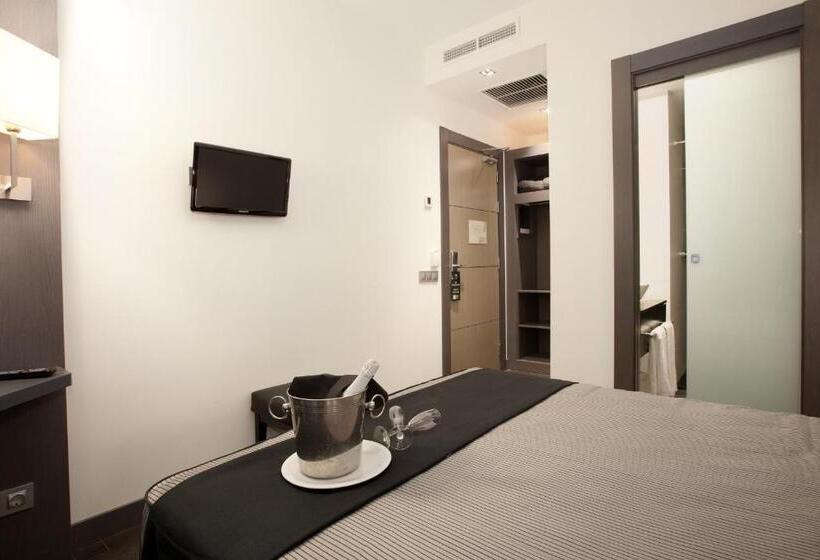 Отель Dalia Ramblas