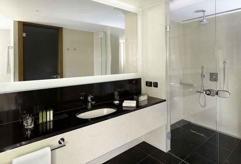 فندق Doubletree By Hilton Zagreb