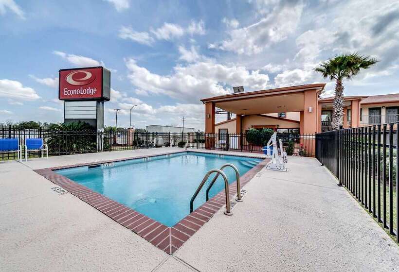 هتل Econo Lodge Lake Charles University Area