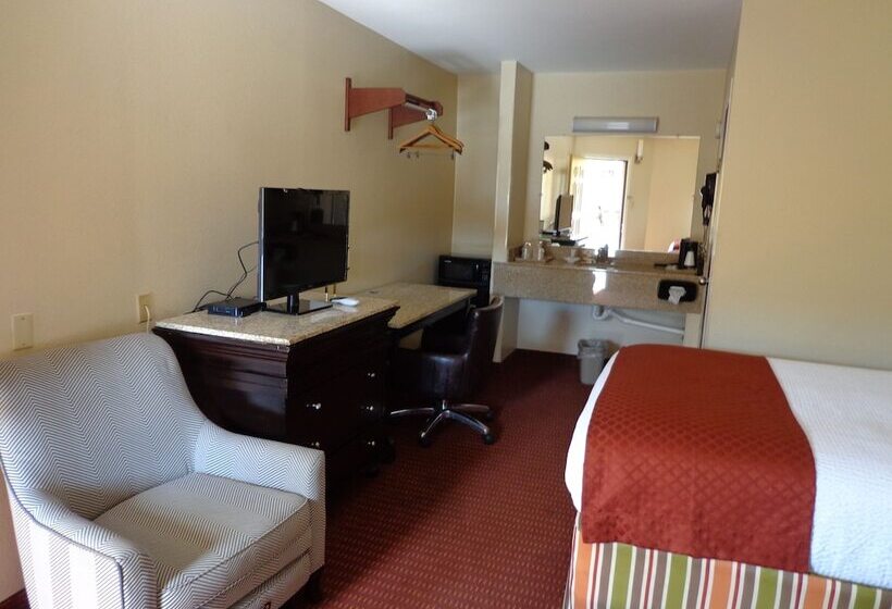 فندق Economy Inn Express Warren