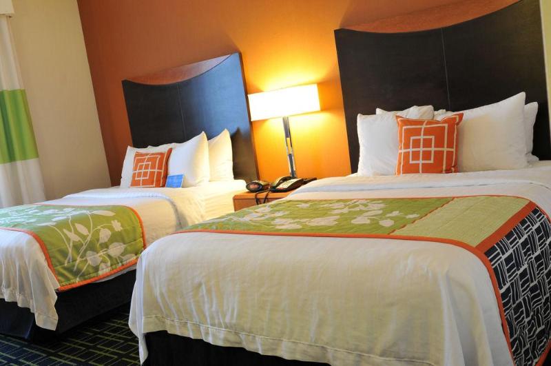 هتل Fairfield Inn & Suites Fresno Clovis