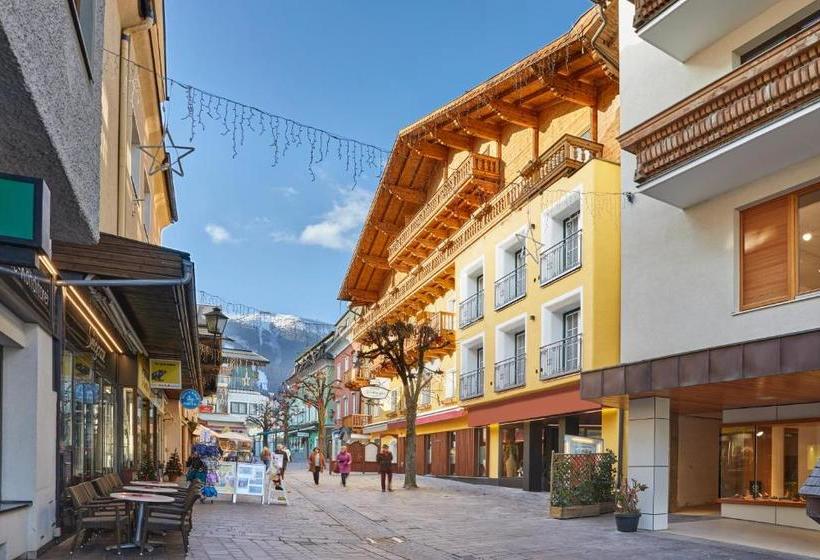 Fish Inn Zell   Hotel Fischerwirt