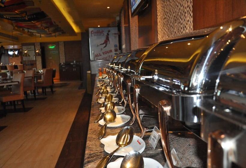 Отель Fortune Royal