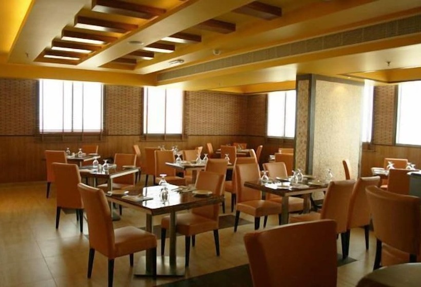 Отель Fortune Royal