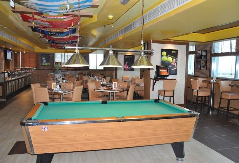 Отель Fortune Royal