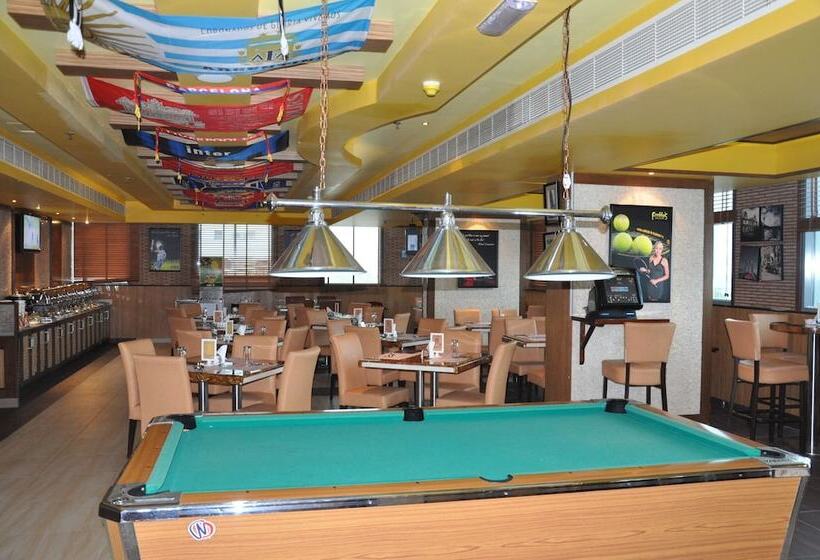 Отель Fortune Royal