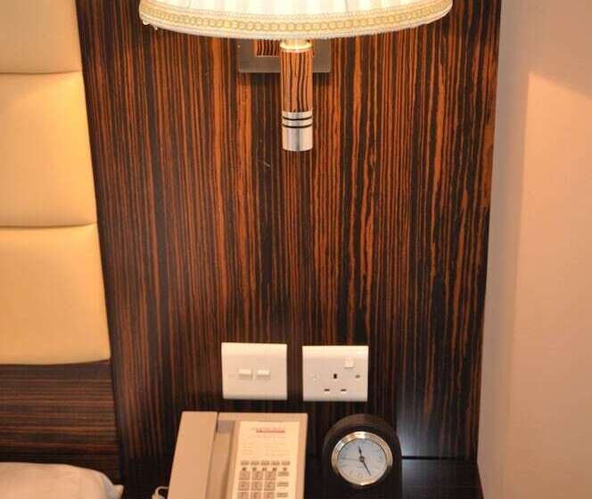 Отель Fortune Royal