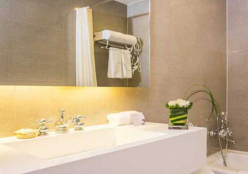 Grand Mercure Hotel Hualing