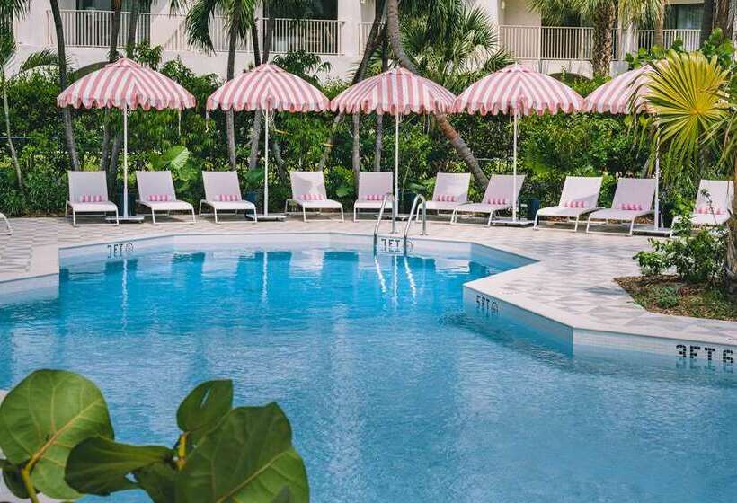 Hôtel Hampton By Hilton Grand Cayman Seven Mile Beach