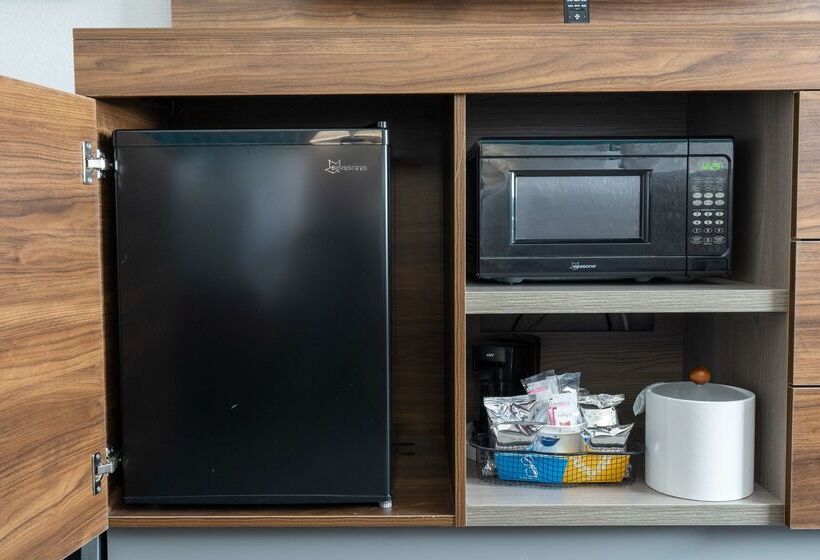 فندق Hampton Inn Elkhorn Lake Geneva Area