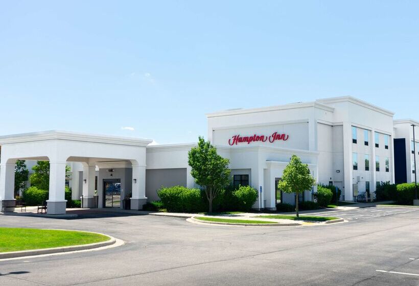 فندق Hampton Inn Elkhorn Lake Geneva Area