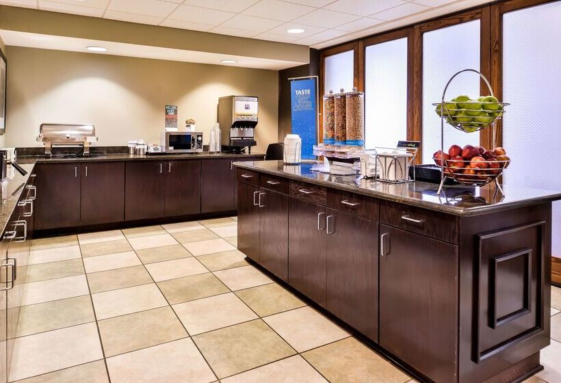 فندق Hampton Inn Gonzales