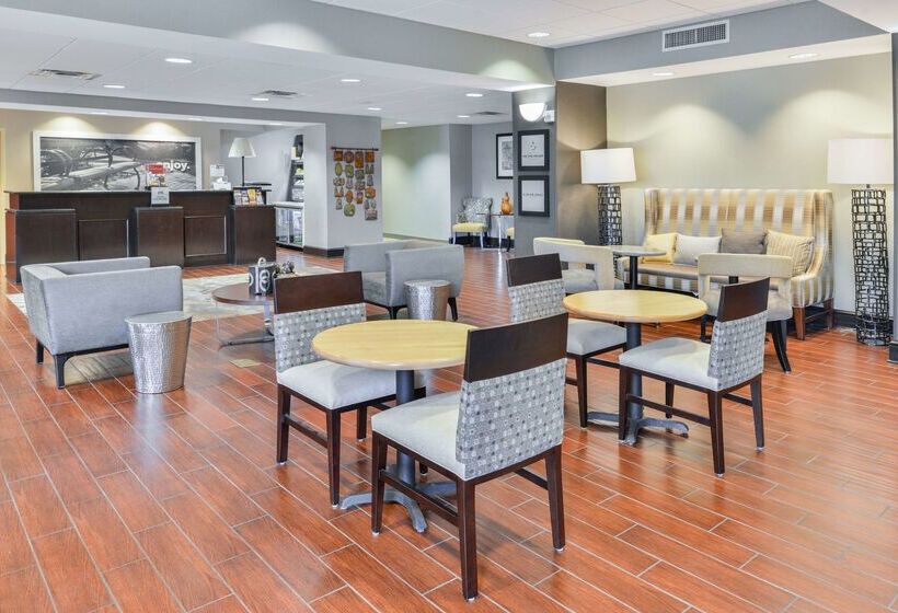 فندق Hampton Inn Gonzales